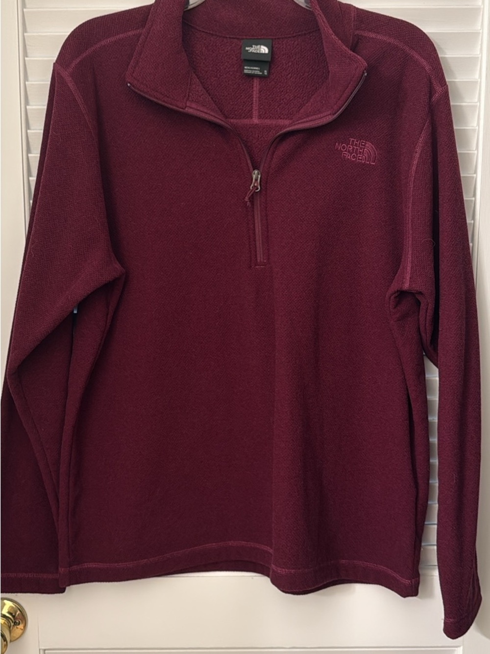 The North Face Men's Quarter-Zip Fleece Pullover - Wine